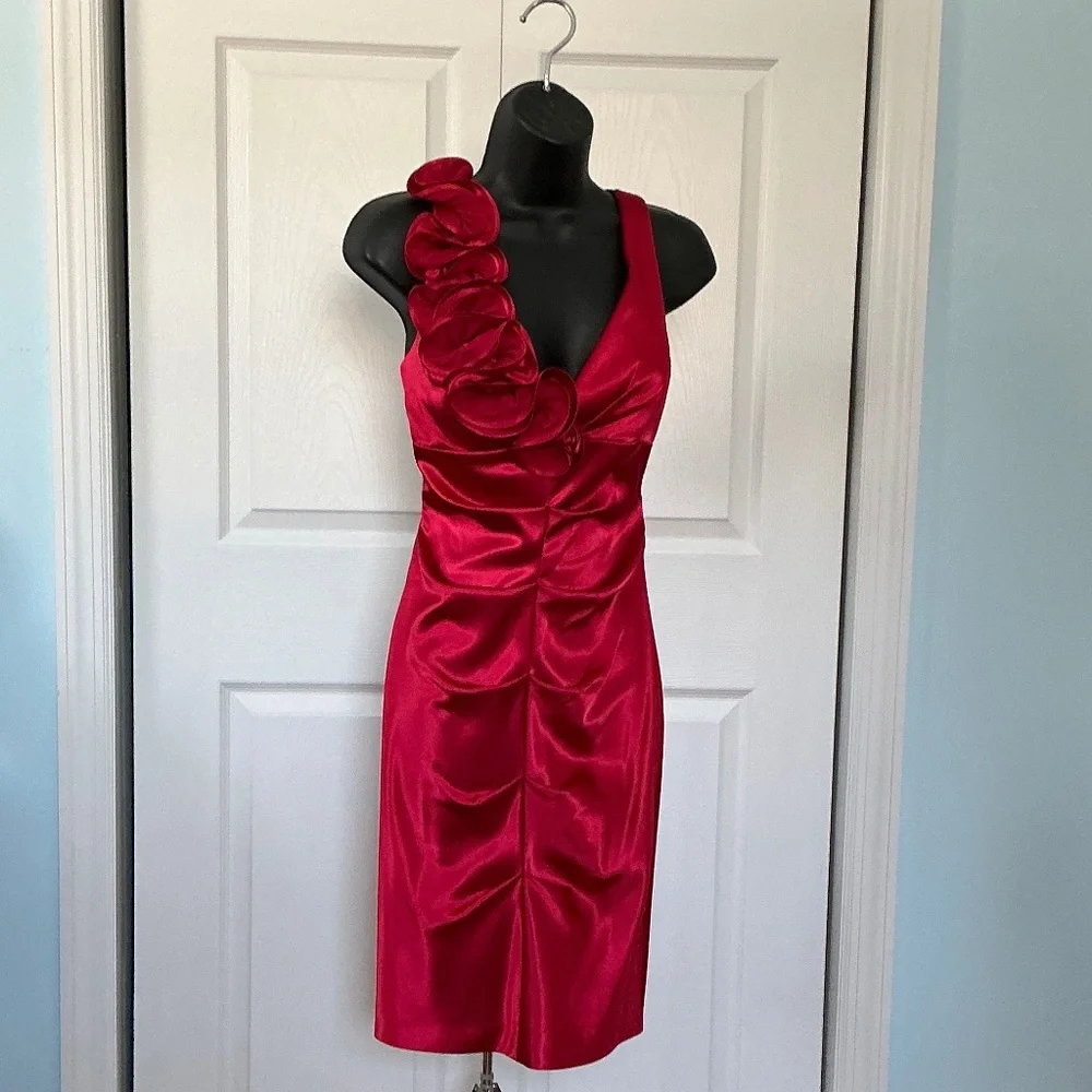 XSCAPE Red cocktail dress SIZE 6 - Picture 1 of 3